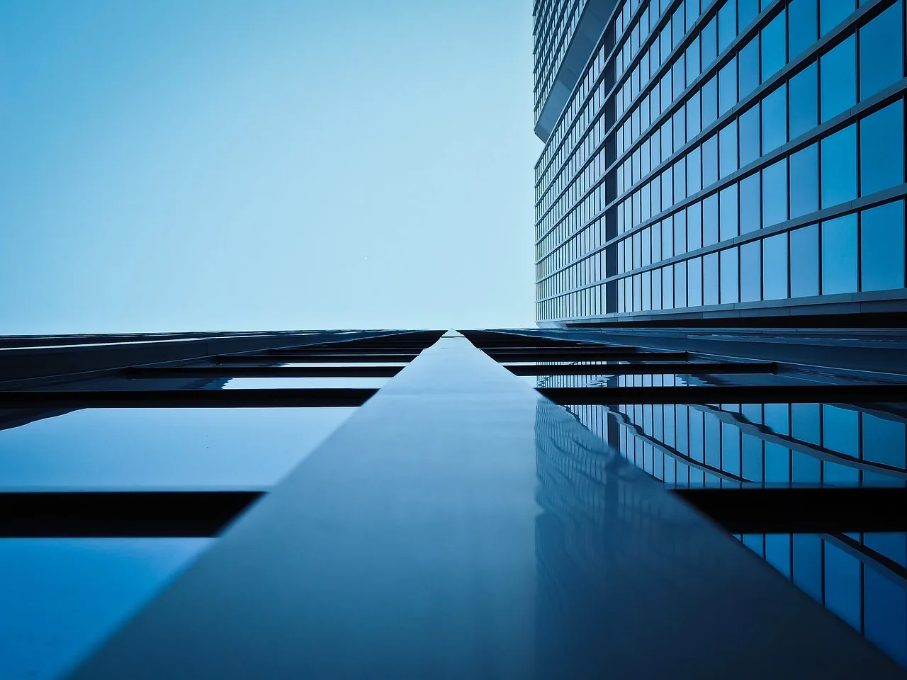 Modern Central Florida commercial office tower exterior